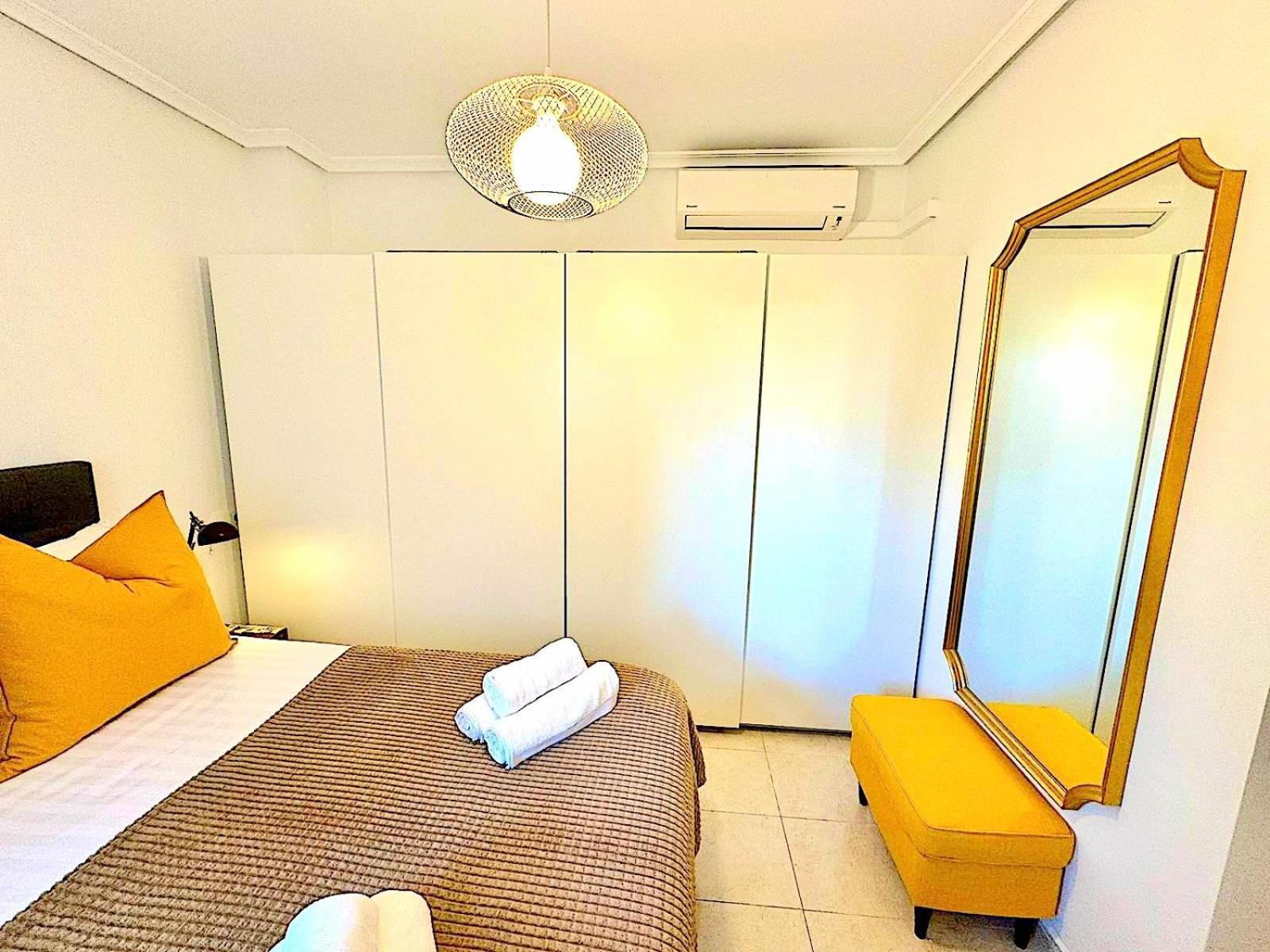 Atico Con Jacuzzi Privado , 1 Min Walk De Playa Levante Santa Pola Exterior photo
