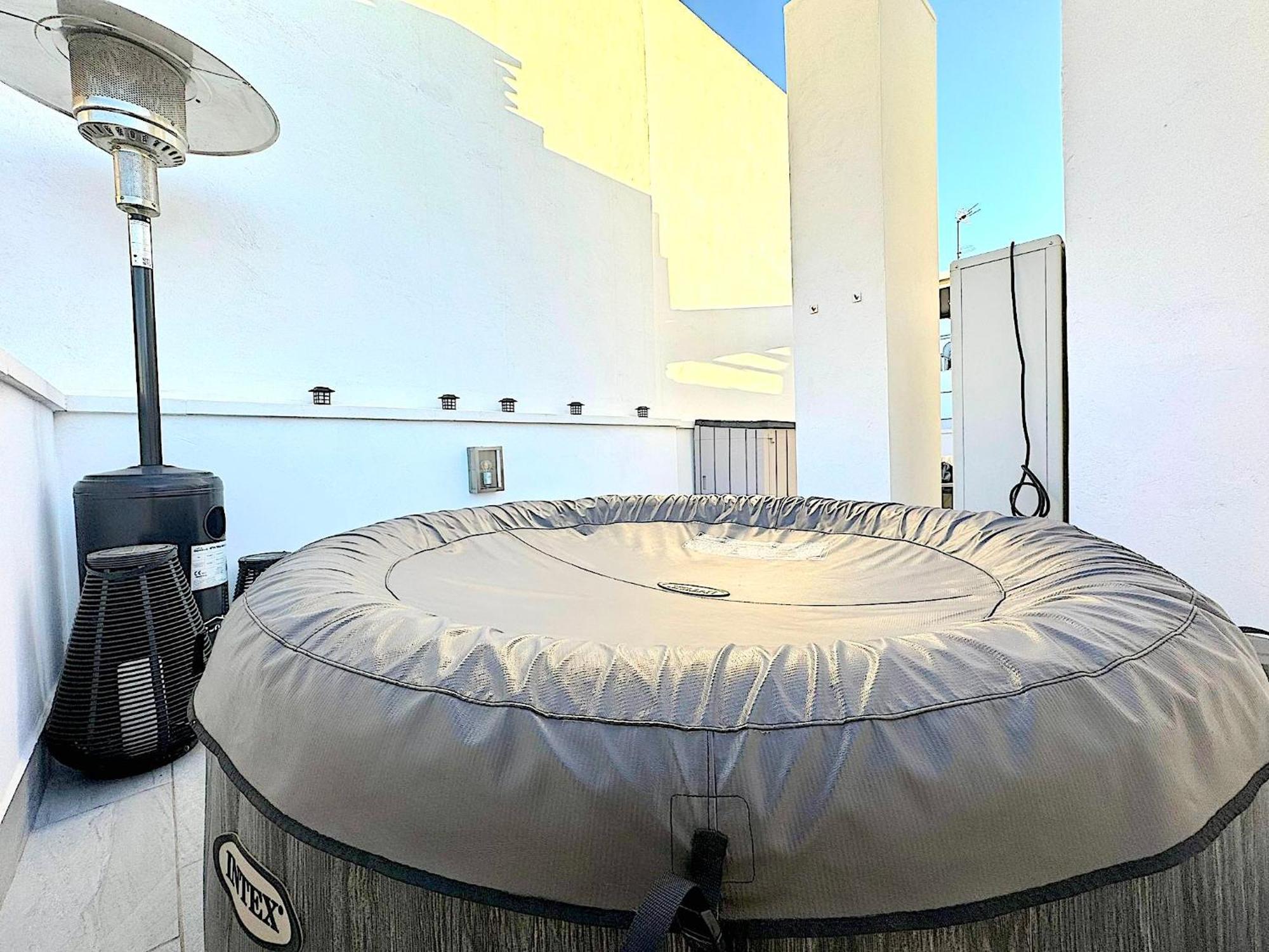 Atico Con Jacuzzi Privado , 1 Min Walk De Playa Levante Santa Pola Exterior photo